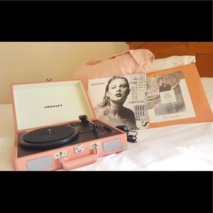 Crosley Portable Vinyl Bluetooth player